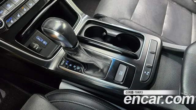 Hyundai Grandeur 2017 thumb 4