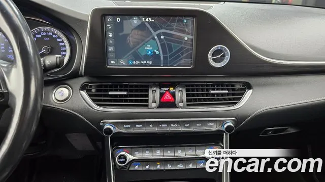 Hyundai Grandeur 2017 thumb 2