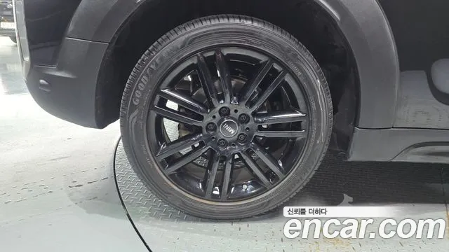 Mini Cooper Countryman 2022 thumb 6