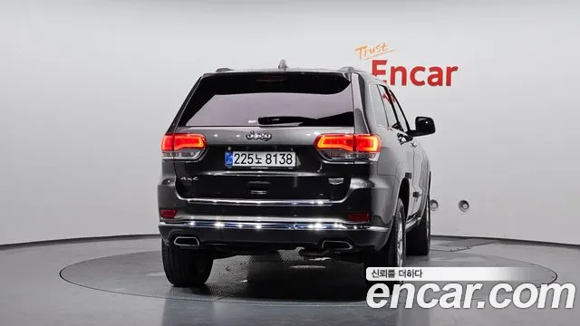 Jeep Grand Cherokee 2020 thumb 6