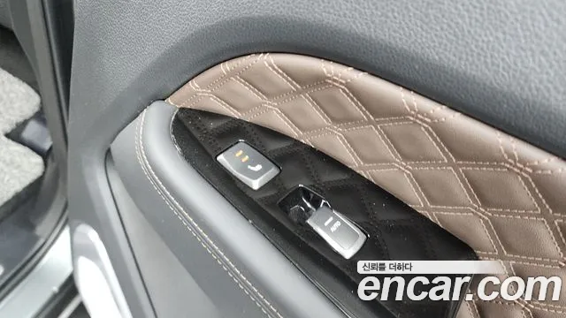 KGM Rexton 2021 thumb 10