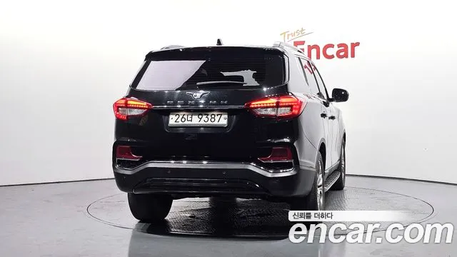 KGM Rexton 2019 thumb 8