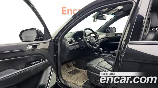 KGM Rexton 2019 thumb 7