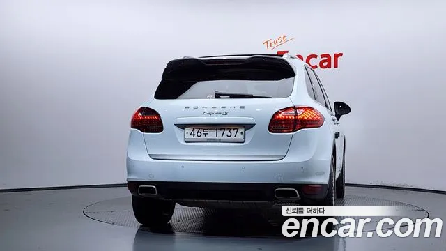 Porsche Cayenne 2014 thumb 2