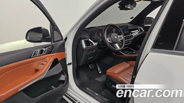 BMW X7 2023 thumb 7