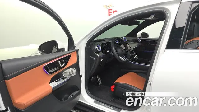 Mercedes-Benz GLC 2025 thumb 12