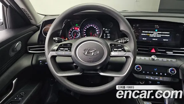 Hyundai Elantra 2022 thumb 6
