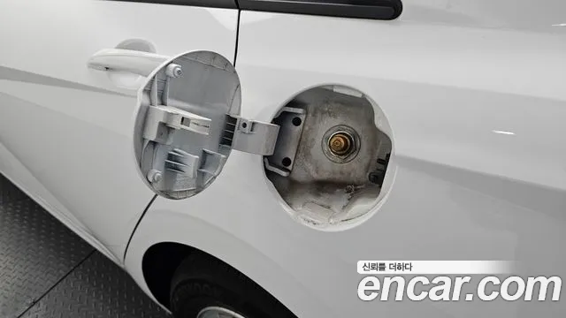 Hyundai Elantra 2022 thumb 11
