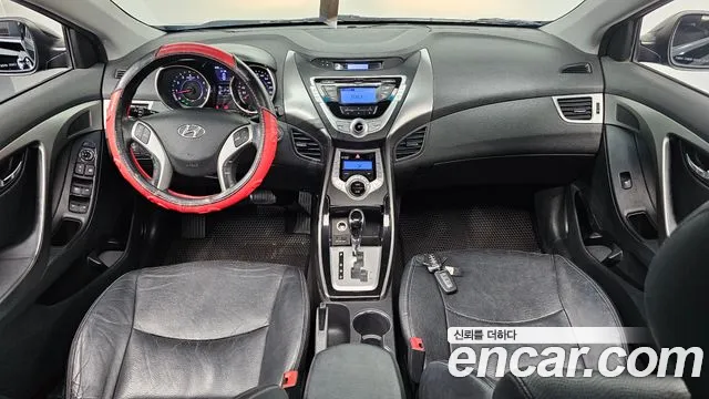 Hyundai Avante 2010 thumb 5