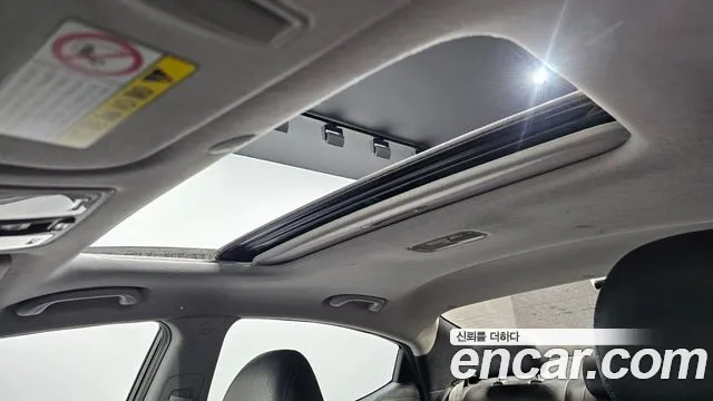 Hyundai Avante 2010 thumb 10