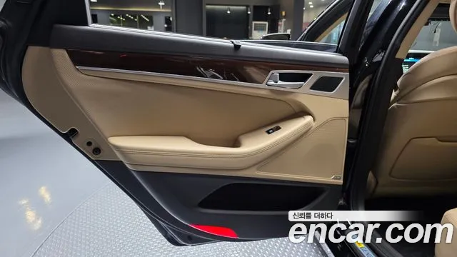Hyundai Genesis 2014 thumb 10
