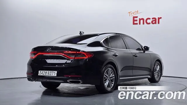 Hyundai Grandeur 2017 thumb 4