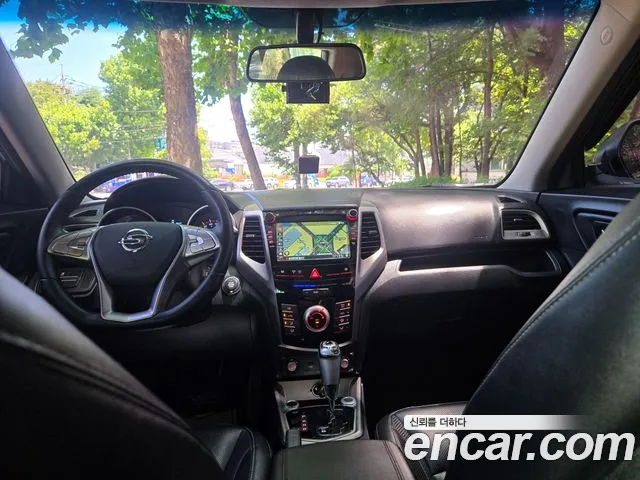 KGM Tivoli 2016 thumb 2