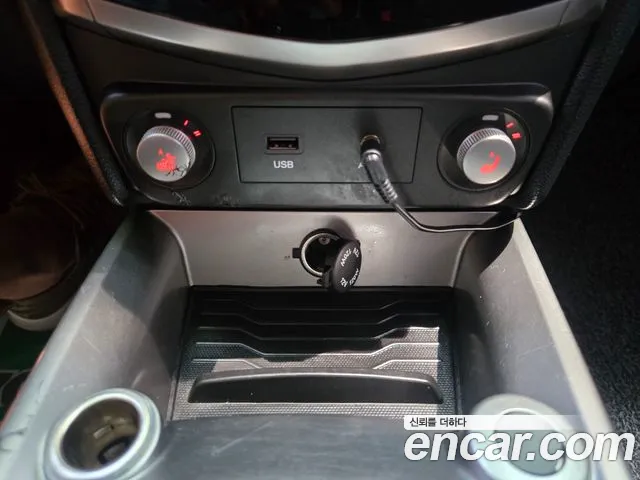 KGM Tivoli 2016 thumb 5