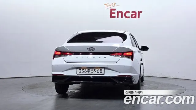 Hyundai Elantra 2021 thumb 3