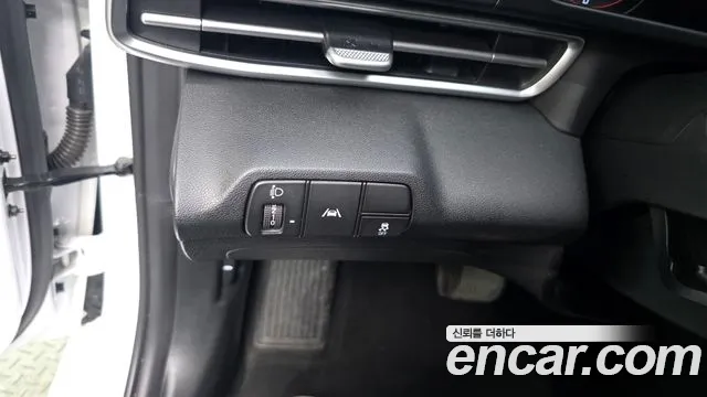 Hyundai Elantra 2021 thumb 11