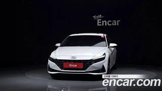 Hyundai Elantra 2023 thumb 6