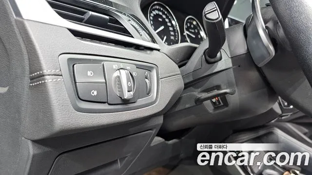 BMW X1 2021 thumb 8