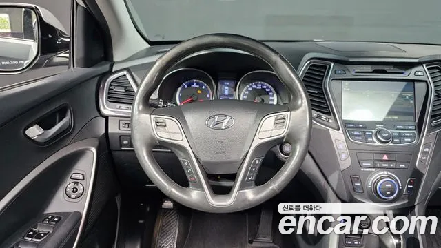 Hyundai Санта Фе 2014 thumb 10