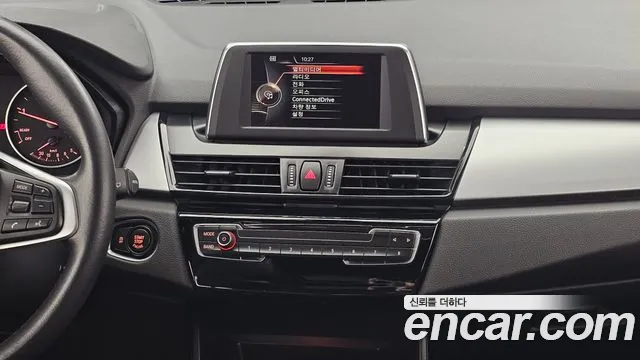 BMW 2 серии Active Tourer 2015 thumb 9