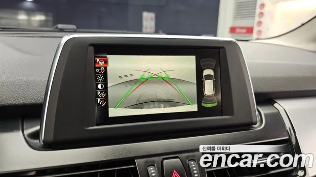 BMW 2 серии Active Tourer 2015 thumb 2
