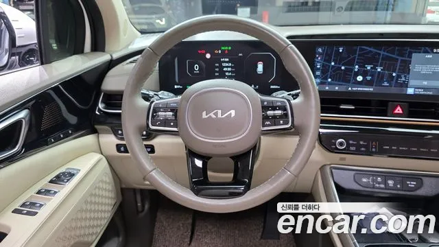 Kia Carnival 2024 thumb 5