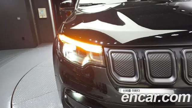 Jeep Compass 2022 thumb 9