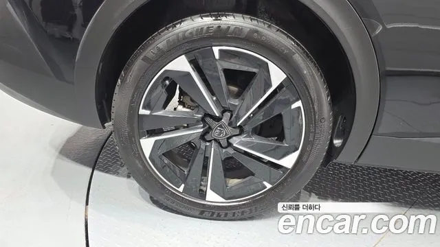 Peugeot 408 2023 thumb 8