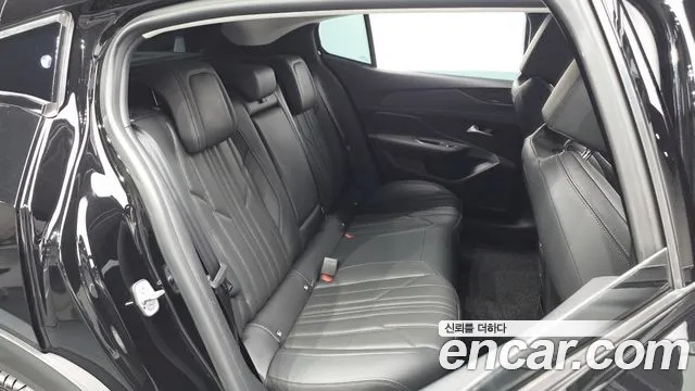 Peugeot 408 2023 thumb 5
