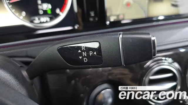 Mercedes-Benz S-Class 2014 thumb 7