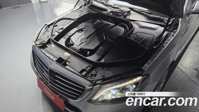 Mercedes-Benz S-Class 2015 thumb 5