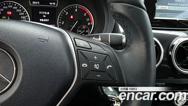 Mercedes-Benz B-Class 2013 thumb 4