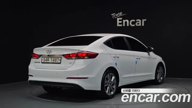 Hyundai Avante 2017 thumb 4