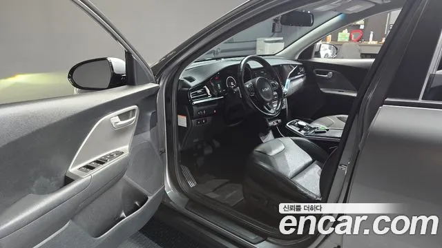 Kia Niro Plus 2022 thumb 12