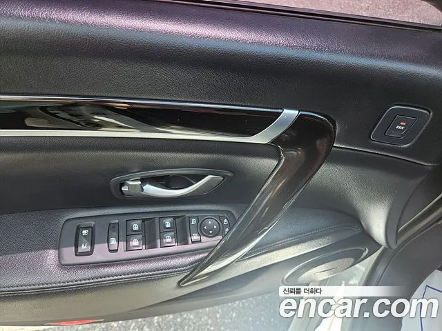 Renault SM7 2017 thumb 11