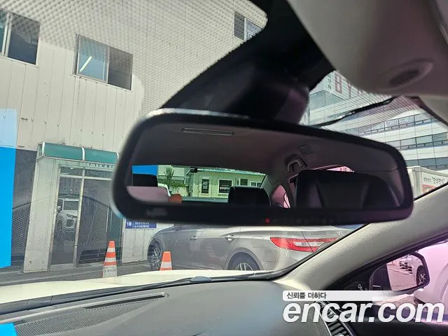 Renault SM7 2017 thumb 4