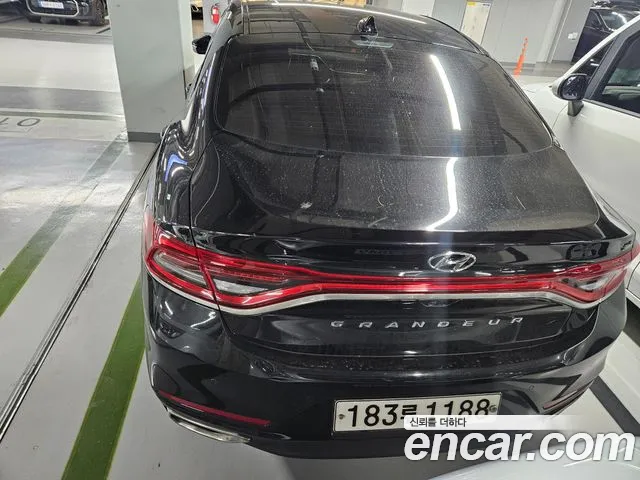 Hyundai Grandeur 2017 thumb 6