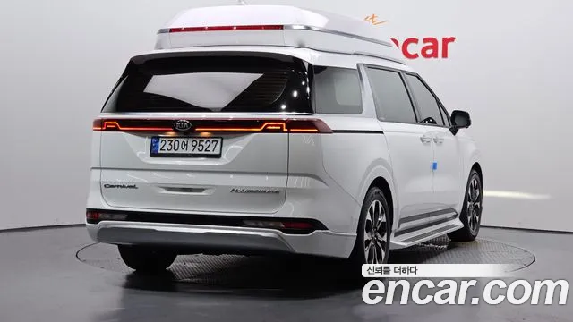 Kia Carnival 2021 thumb 6