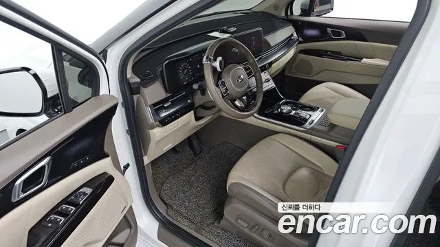 Kia Carnival 2021 thumb 4