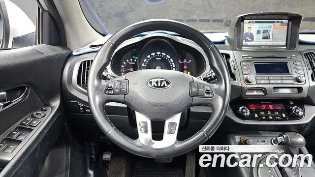 Kia Sportage 2013 thumb 10