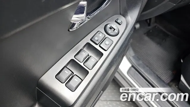 Kia Sportage 2013 thumb 11