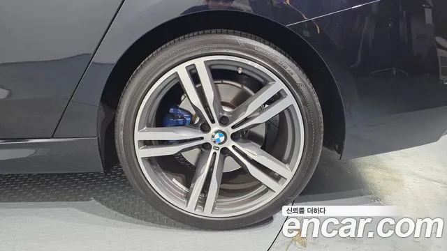 BMW 6 серии Gran Turismo 2022 thumb 5