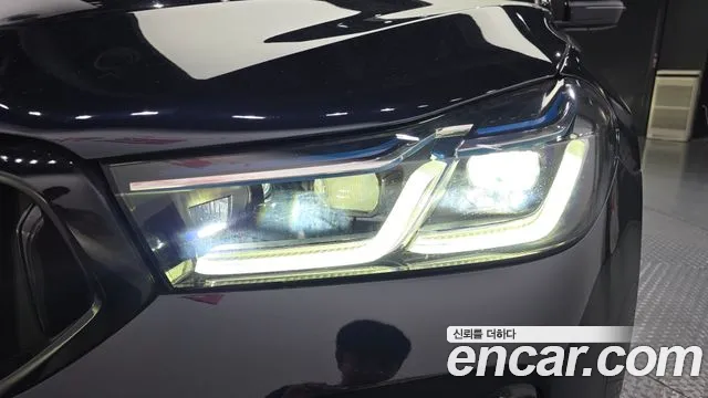 BMW 6 серии Gran Turismo 2022 thumb 11
