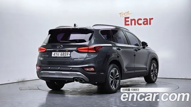 Hyundai Santa Fe 2018 thumb 12