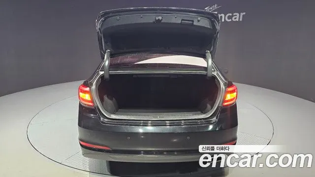Hyundai LF 2016 thumb 3