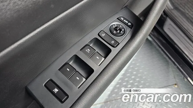 Hyundai LF 2016 thumb 6