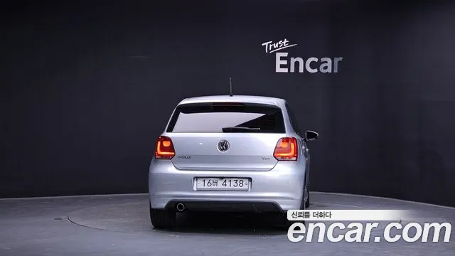 Volkswagen Polo 2013 thumb 10