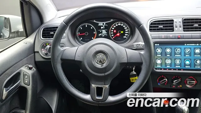Volkswagen Polo 2013 thumb 7