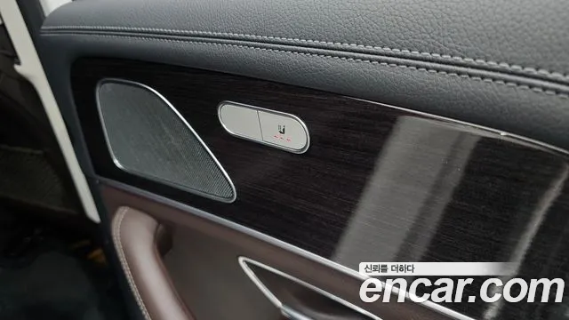 Mercedes-Benz E-Класс 2022 thumb 8