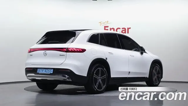 Mercedes-Benz EQS 2023 thumb 3